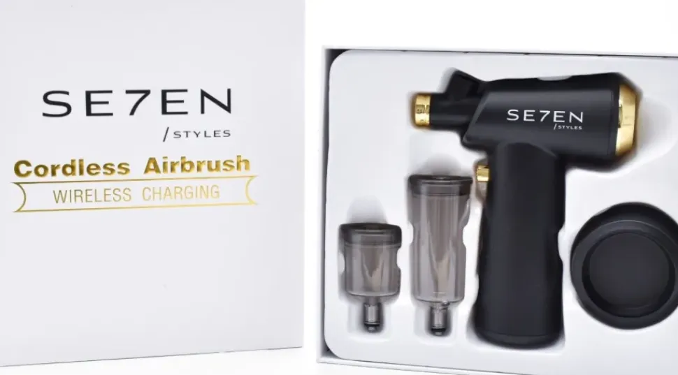 Se7en Styles Black Airbrush Wireless Charging